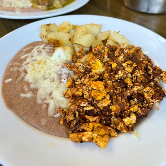 Huevos Con Chorizo.